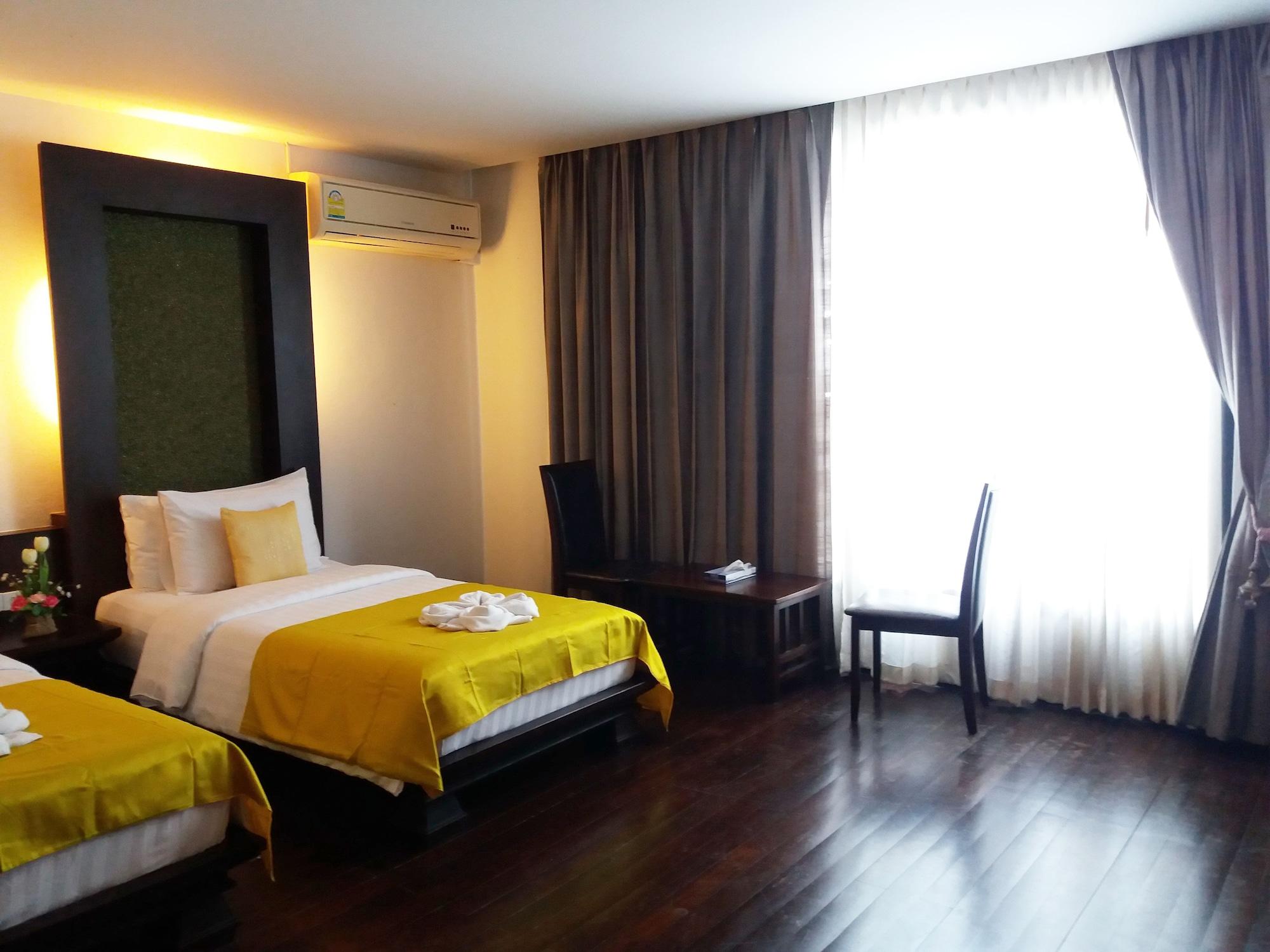 Nicha Suite Hua Hin Hotel Extérieur photo