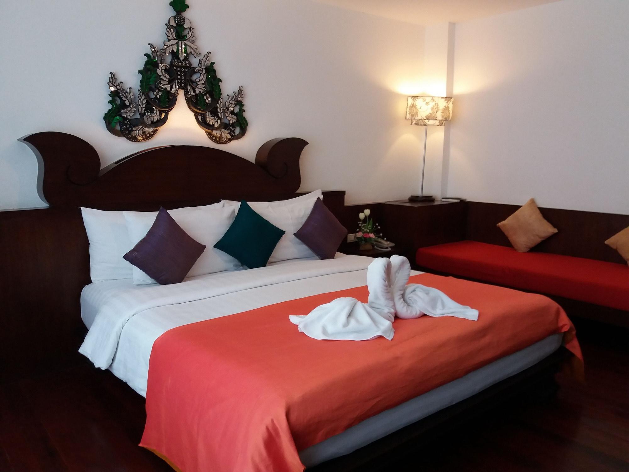 Nicha Suite Hua Hin Hotel Extérieur photo