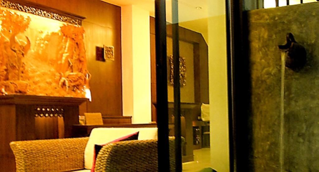 Nicha Suite Hua Hin Hotel Extérieur photo