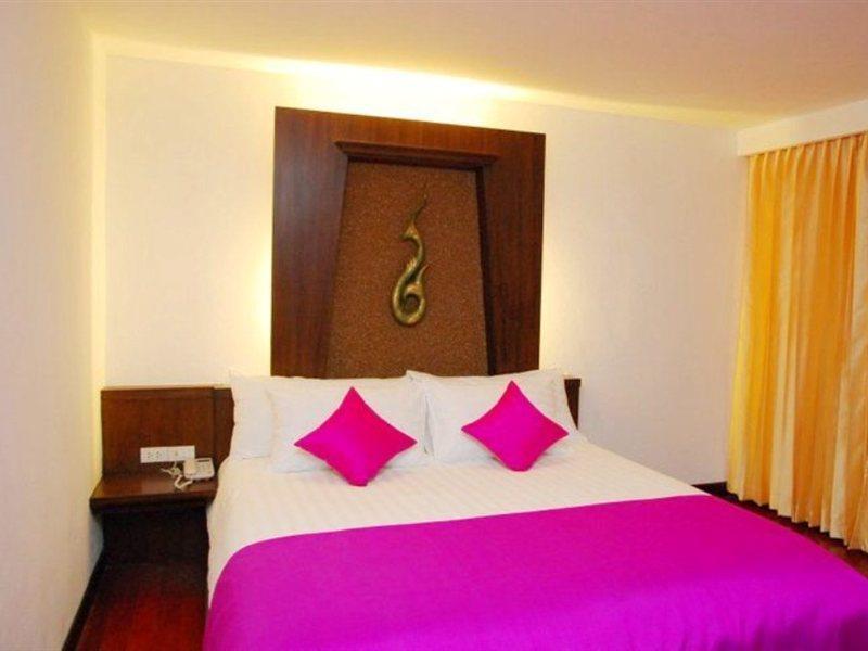 Nicha Suite Hua Hin Hotel Extérieur photo