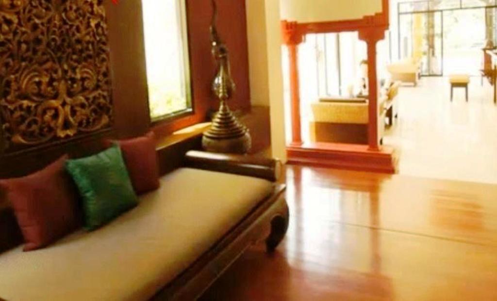 Nicha Suite Hua Hin Hotel Extérieur photo